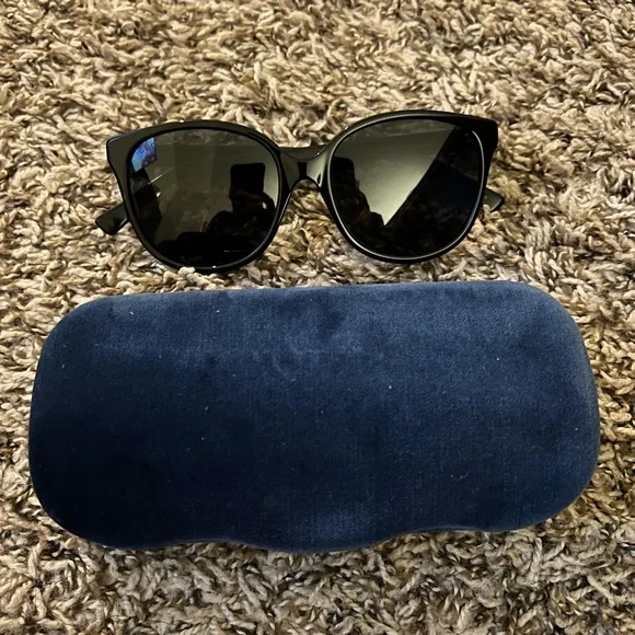 Gucci | Accessories | Brand New Gucci Gg46sa Sunglasses  display picture 1